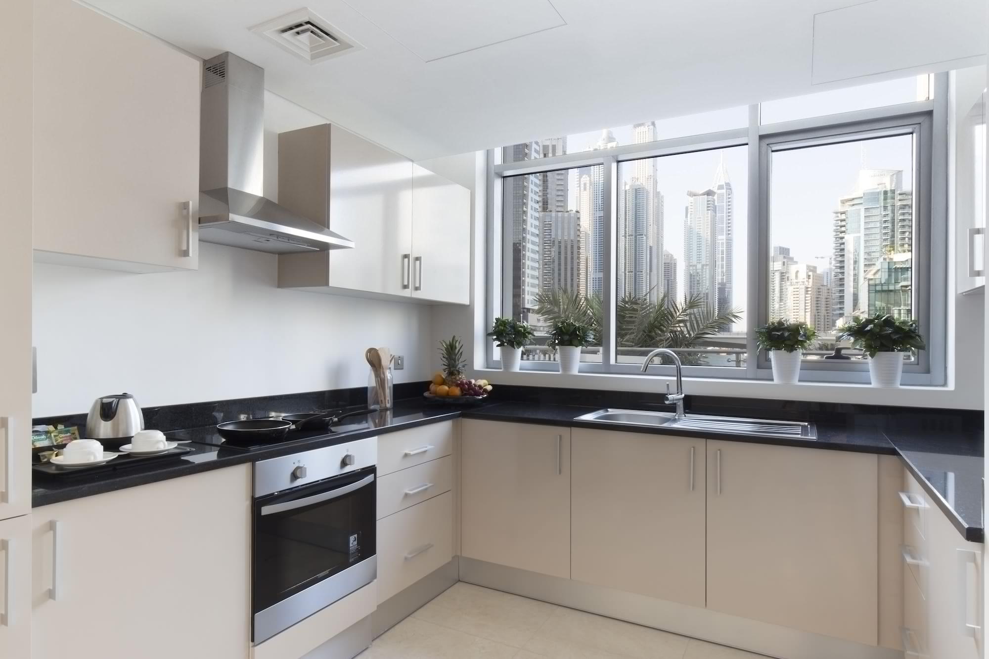 La Verda Suites And Villas Dubai Marina Εξωτερικό φωτογραφία A modern kitchen