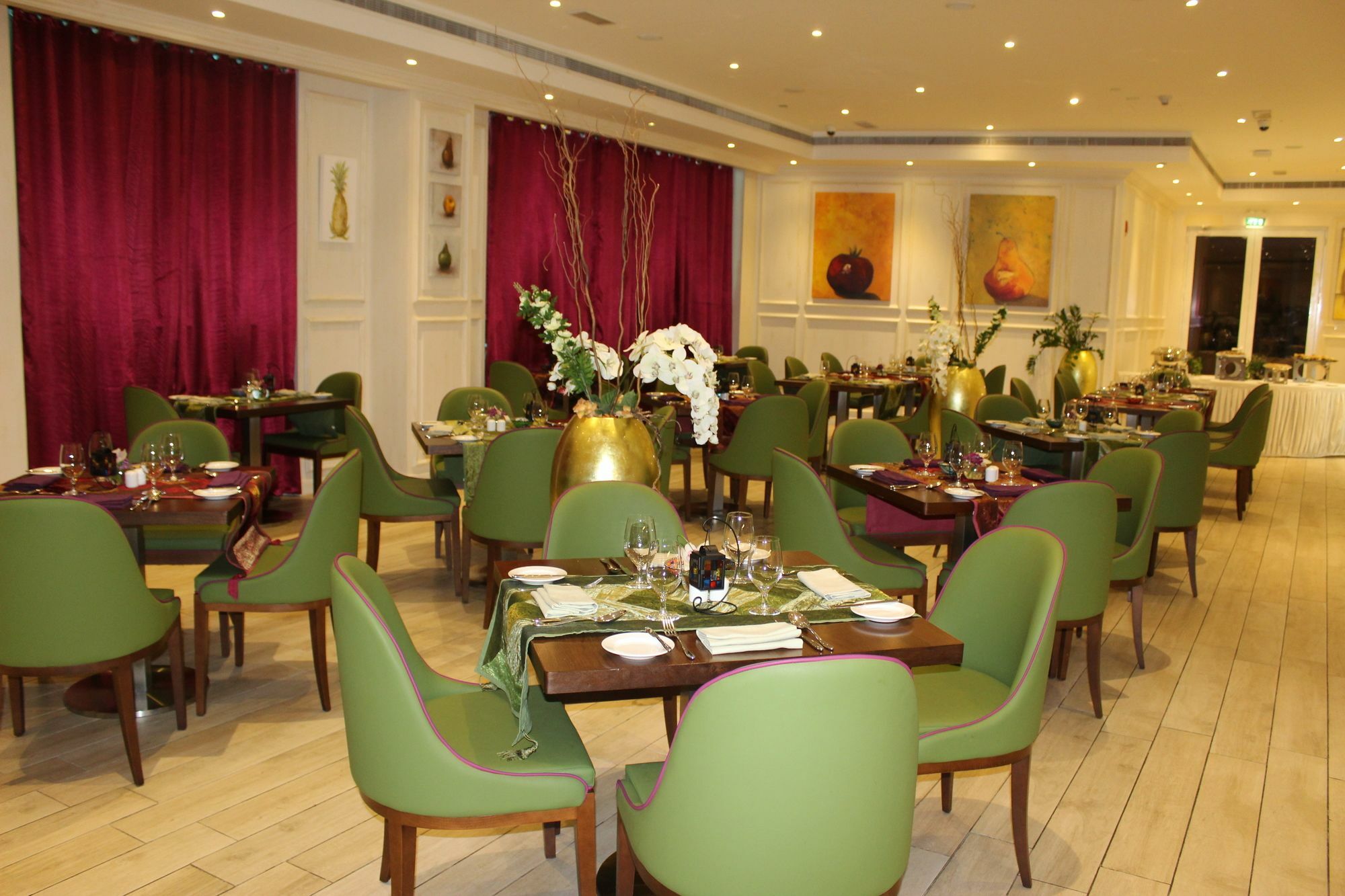La Verda Suites And Villas Dubai Marina Εξωτερικό φωτογραφία The restaurant